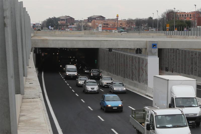 Monza, il tunnel di viale Lombardia