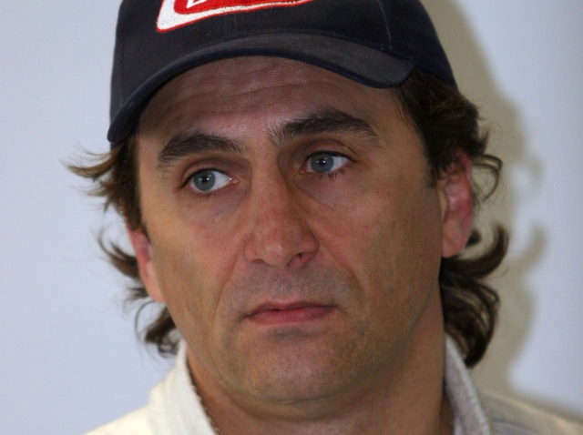 Alex Zanardi prova in autodromoTest in sella a una Bmw