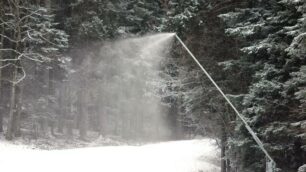 Si scia anche in Val SerinaA Zambla c’è il tapis roulant