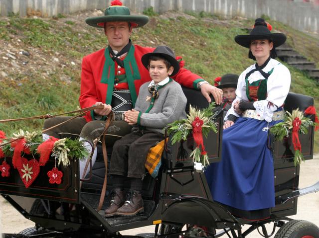 Gite in carrozza sulla neveE relax a Villa Orso Grigio