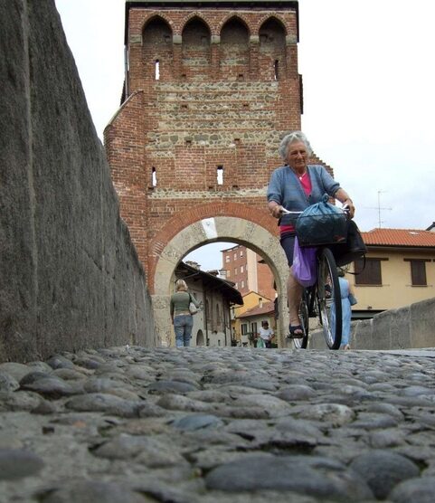 Vimercate e il nuovo piano trafficoStop auto sul ponte di San Rocco