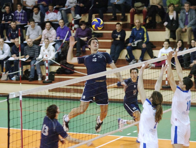 Per continuare la fuga: il Vero Volley attende Cagliari