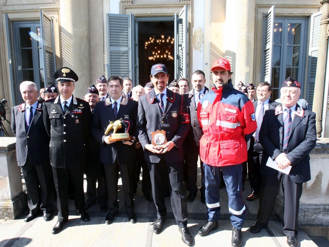 A Valerio Staffelli tessera d’onoredell’Associazione carabinieri