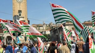 Libri, musica, sagre e lunaparkPonte lungo con il 1° Maggio