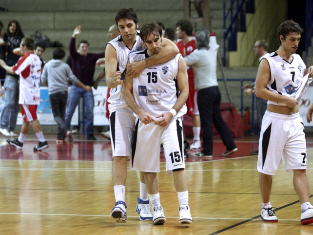 La Forti e Liberi saluta i playoffBasket, Legnano passa a Monza