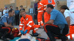 Vimercate ancora a prova di cuoreUn defibrillatore a ”Spazio città”