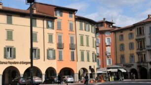 Bergamo, week-end … con piscinaAppuntamento in piazza Pontida