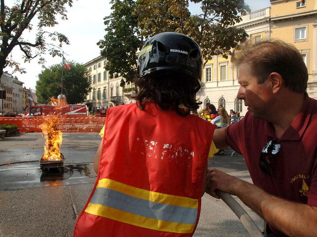 Unicef e pompieriinsieme per i bimbi