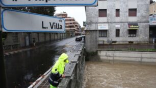 Lambro, +1,83 metri poi il caloLa Protezione civile sorveglia