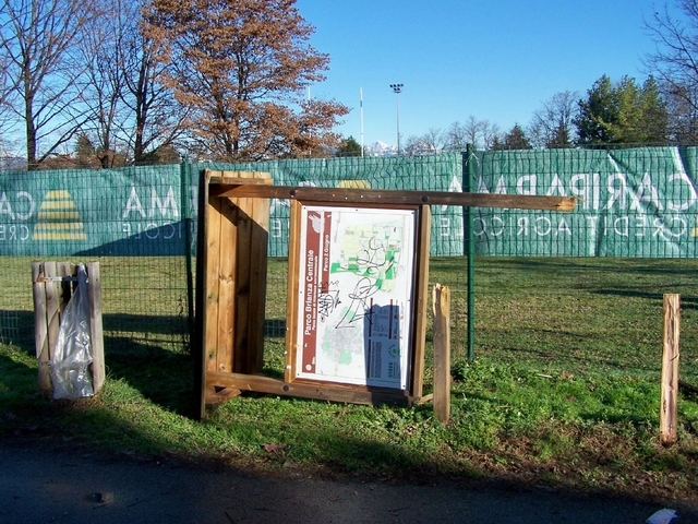 Seregno: ancora vandalismial parco della Porada