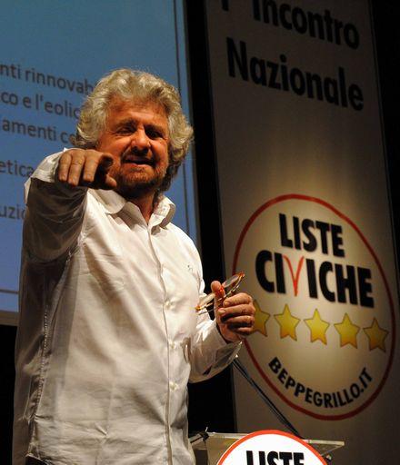 Elezioni, Movimento 5 StelleBeppe Grillo a Monza e Desio