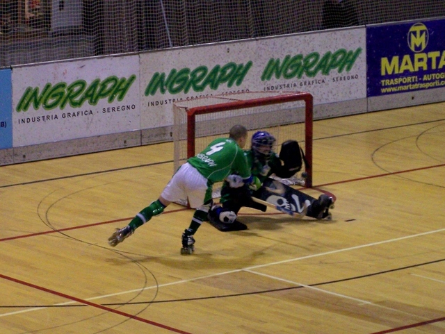 Hockey: mamma che Ingraph
brutta ma efficace con Prato