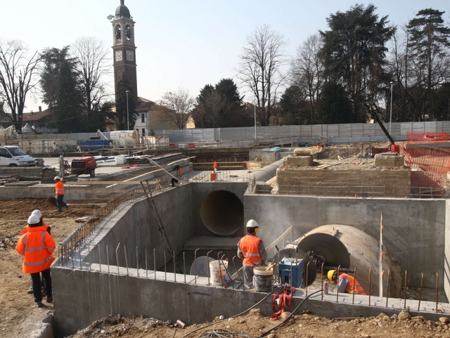 Lavori sospesi su viale LombardiaA Monza trovati terreni inquinati