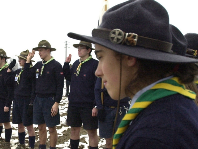 Scout cade da un albero a ColicoAddio a Riccardo Borgonovo