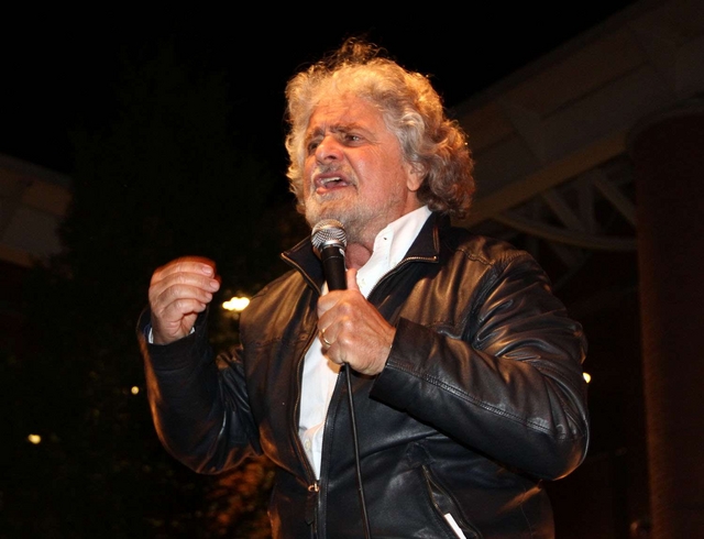 Vimercate, Beppe Grillo mattatore«Difendete la Brianza dal grigio»