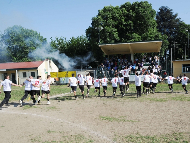 Calcio, la Seconda è cosa certa Festa senza fine per il Ges