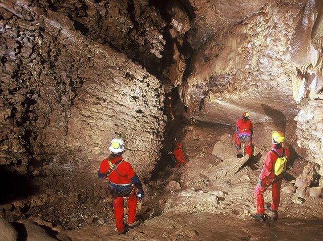 Al museo Caffila grotta gonfiabile