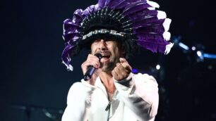 Jamiroquai fa ballare il BrianteoMonza: «Enjoy. E forza Ferrari»