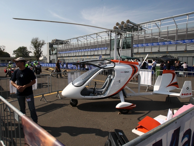 Adrenalina in autodromo Ecco Sport avventura day