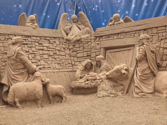 Un presepe di sabbiaE’ la Natività di Jesolo