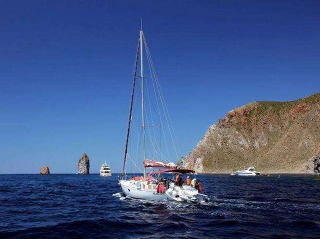 Le Isole Egadiin barca a vela