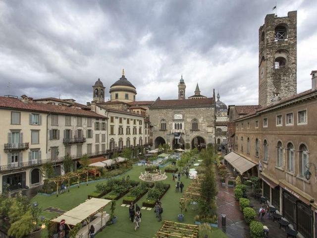 In Piazza Vecchia arriva la Foppa