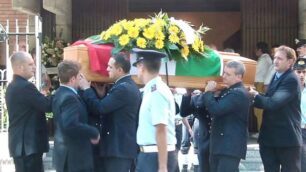 Desio, l’ultimo saluto a UbbialiPicchetto d’onore all’aviere