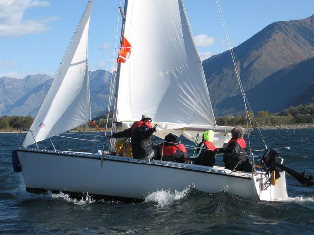 Lario, scuola di velacon istruttori Marvèlia