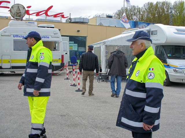 La Protezione civile di Seregnoin aiuto dei terremotati d’Abruzzo