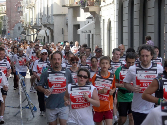 Monza, DieciK dai grandi numeri900 atleti al via della «Chrono»