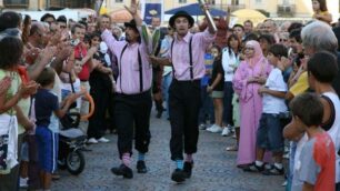 Sarnico, arrivano i buskersE lo show scende in strada