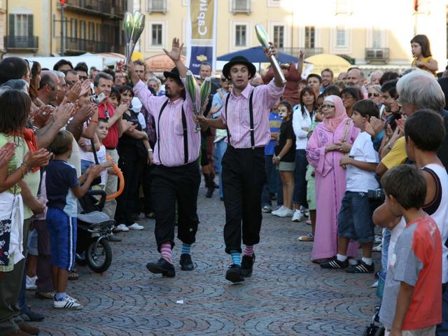 Sarnico, arrivano i buskersE lo show scende in strada