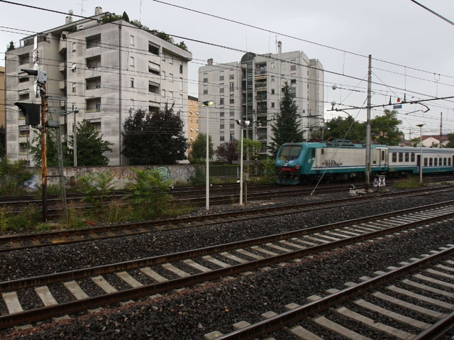 Monza, treni e cantieri rumorosiNotti insonni in via Fossati