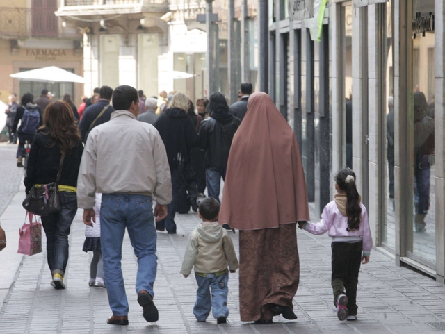 "Sono troppo occidentali", studentesse arabe rimpatriate