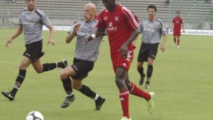 Calcio, il Monza va a SorrentoE intanto Iacopino rinnova