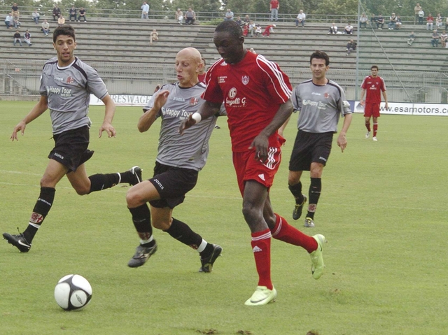 Calcio, il Monza va a SorrentoE intanto Iacopino rinnova