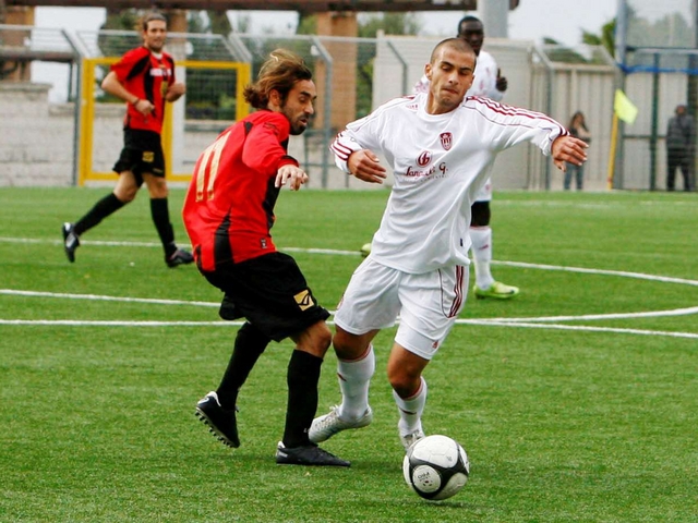 Calcio, il Monza espugna SorrentoDecisivi Campinoti e Iaco