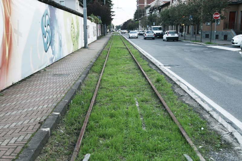 Desio, i binari del tram in via Garibaldi