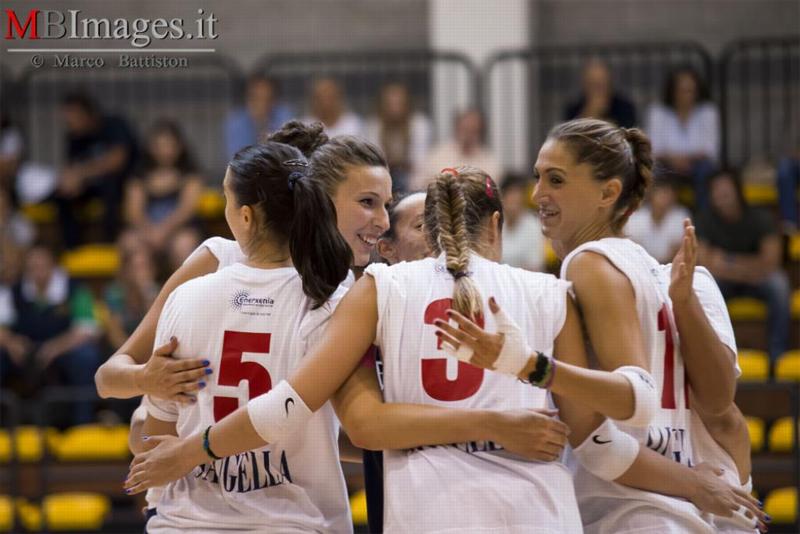 Le ragazze del Saugella team