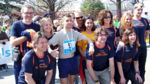 Seregno,  Francesco Milella festeggiato dopo il traguardo nella 100 km del 2013