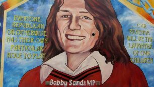 Il murale per Bobby Sands a Belfast: a Monza la Lega chiede si intitoli all’indipendentista irlandese una vita