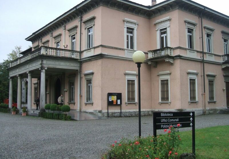 Villa Campello, municipio di Albiate