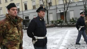 Alfano manda l’esercito: pattuglie con il mitra da lunedì a Monza e Brianza