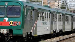 Maroni rinnova il contratto a Trenord per sei anni, critico il Pd: «Scelta sbagliata»