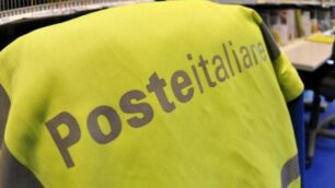 Monza, gli negano l’accesso alla toilette delle Poste: anziano non riesce a trattenere i bisogni