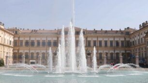 La fontana della Villa reale riaccesa