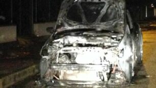 L’auto del figlio di Alfio Molteni data alla fiamme dai killer a Paderno Dugnano