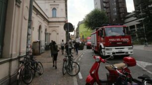 Vigili del fuoco alla stazione per un caso analogo accaduto lo scorso ottobre