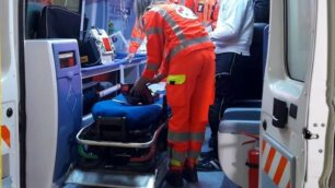 Soccorritori in ambulanza
