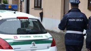 Gli agenti della Polizia locale di Agrate